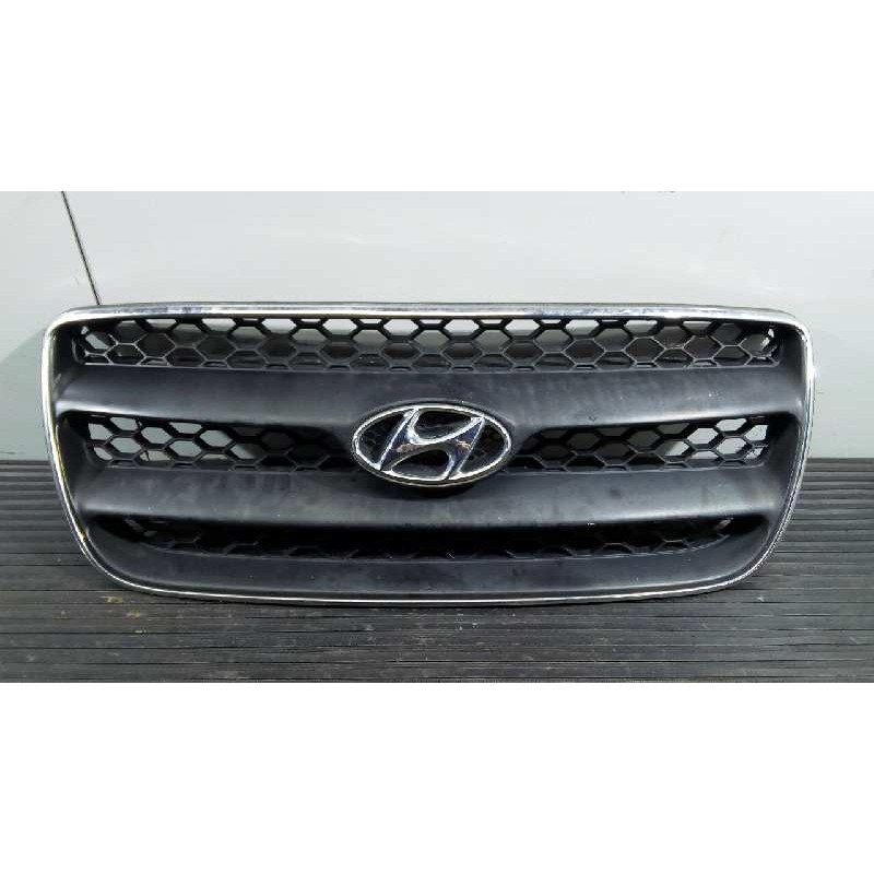 Recambio de rejilla delantera para hyundai santa fe (bm) 2.2 crdi style 4x4 referencia OEM IAM   P2-A2-38