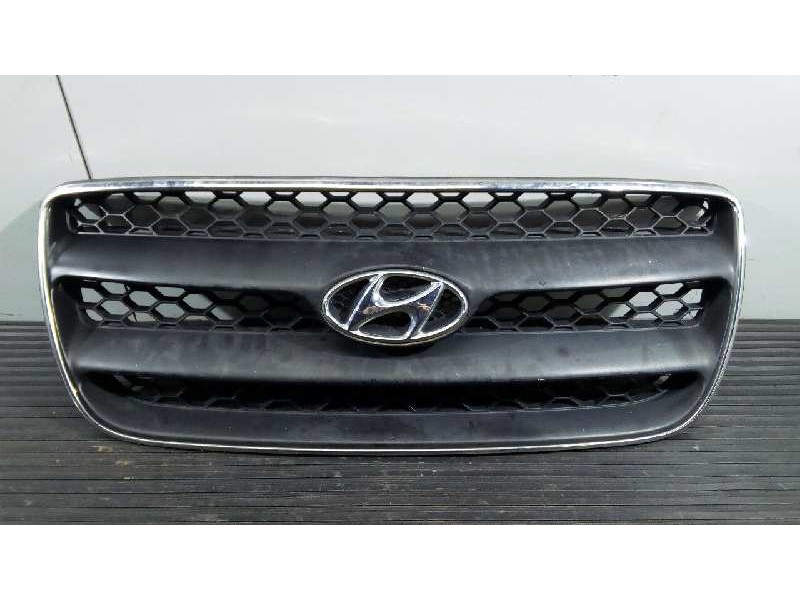 Recambio de rejilla delantera para hyundai santa fe (bm) 2.2 crdi style 4x4 referencia OEM IAM   P2-A2-38