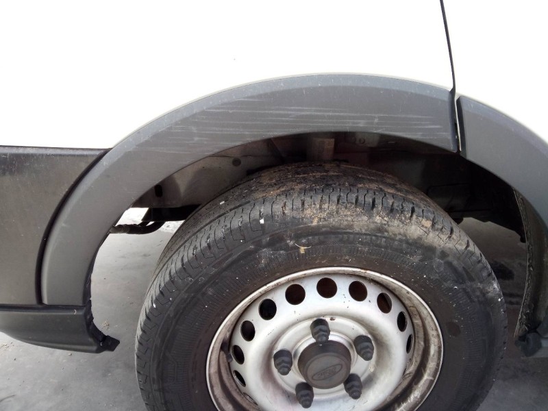 Recambio de aletin delantero izquierdo para ford transit (tts) kombi 310 l3 basis referencia OEM IAM   