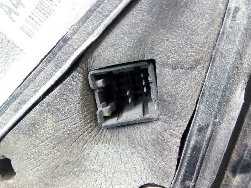 Recambio de retrovisor derecho electrico para hyundai terracan (hp) referencia OEM IAM 140126A4YK  E2-B5-37-2