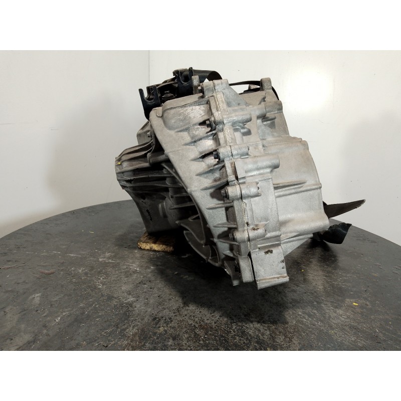 Recambio de caja cambios para volvo s60 berlina d5 momentum (136kw) (2004) referencia OEM IAM 666R7002BD  M1-B4-139