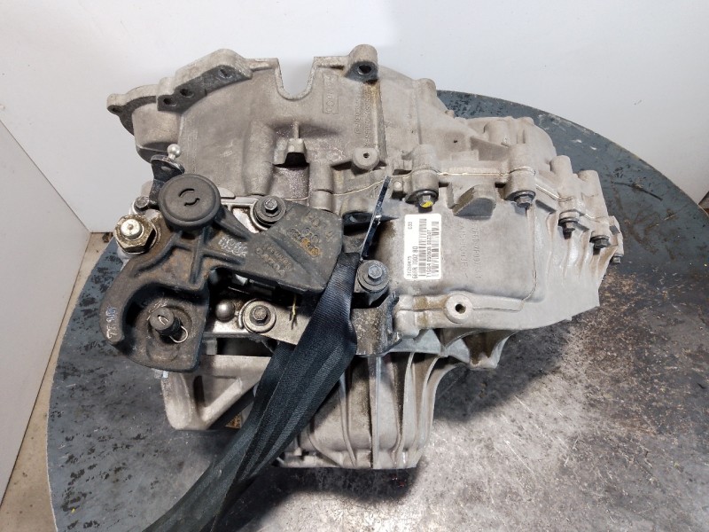 Recambio de caja cambios para volvo s60 berlina d5 momentum (136kw) (2004) referencia OEM IAM 666R7002BD  M1-B4-139