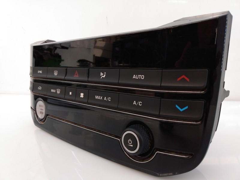 Recambio de mando climatizador para jaguar xe pure referencia OEM IAM 18C858  E3-B3-55-2