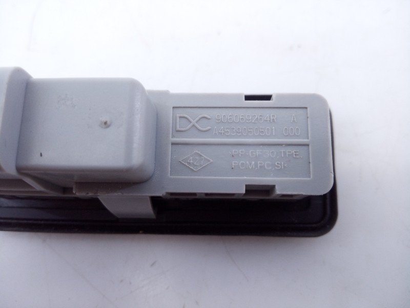 Recambio de maneta exterior porton para dacia duster ii access referencia OEM IAM 906069264R  E2-A1-45-2