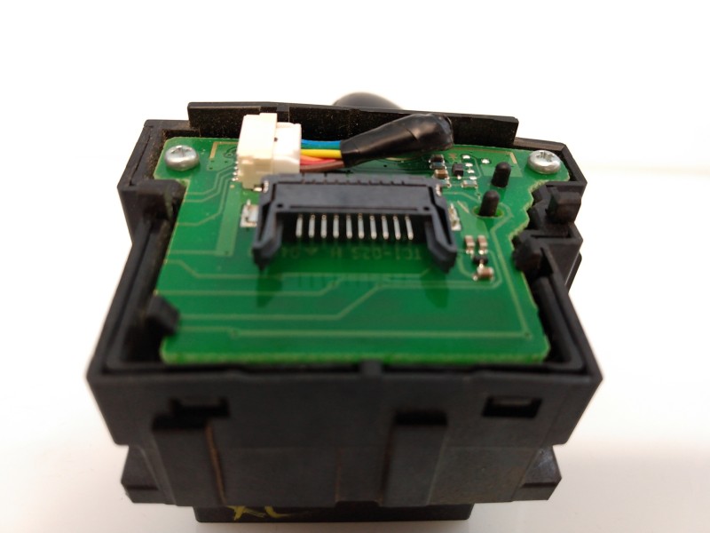 Recambio de mando limpia para jaguar xe pure referencia OEM IAM GX733F973BA  E3-B3-55-2