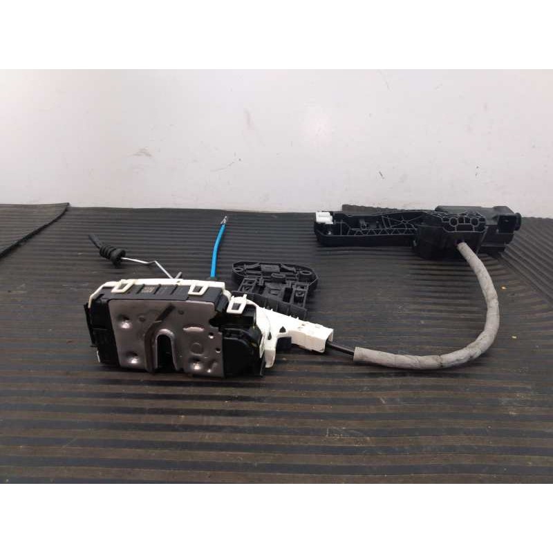 Recambio de cerradura puerta delantera derecha para mercedes-benz clase a (w176) referencia OEM IAM 0004453858  E1-A2-44-1