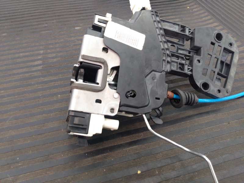 Recambio de cerradura puerta delantera derecha para mercedes-benz clase a (w176) referencia OEM IAM 0004453858  E1-A2-44-1