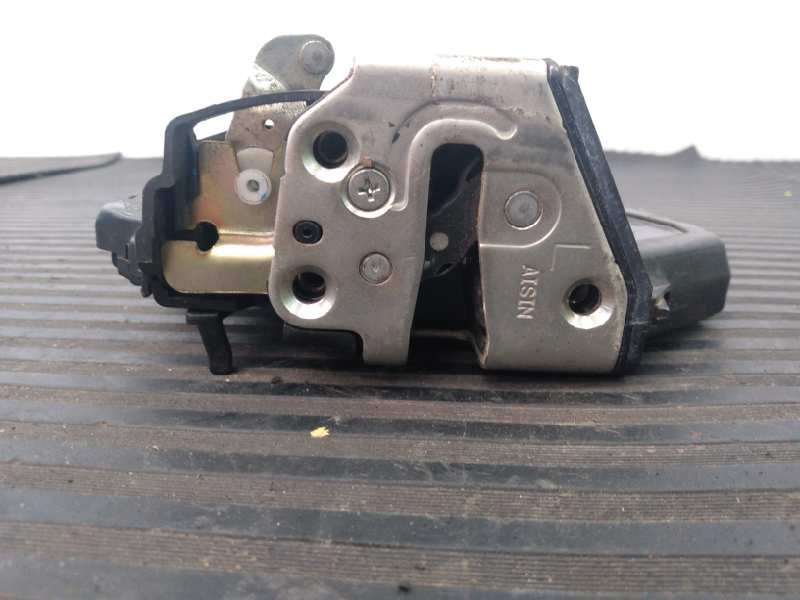 Recambio de cerradura puerta trasera izquierda para toyota corolla (e11) referencia OEM IAM   E2-B4-55-1