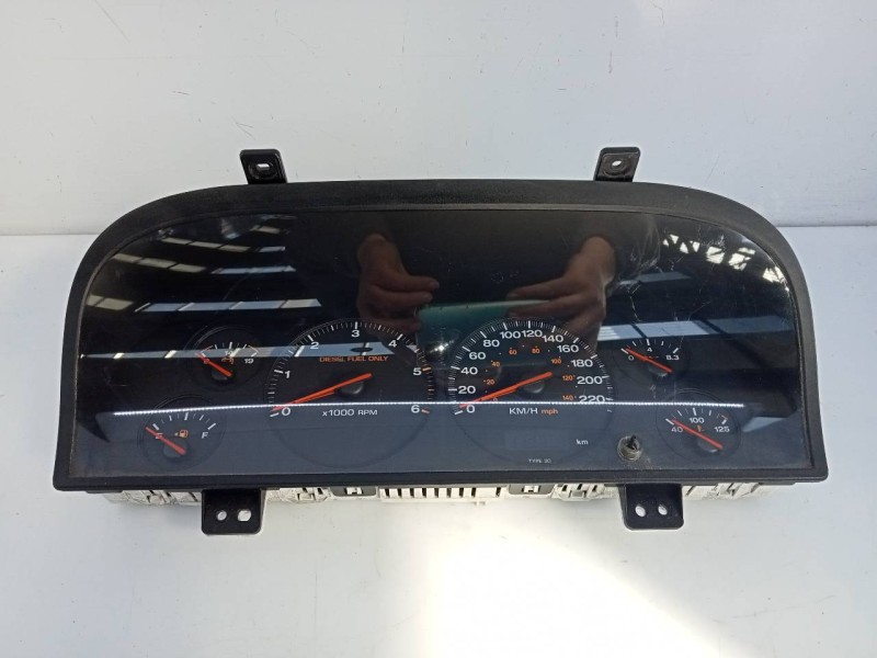 Recambio de cuadro instrumentos para chrysler jeep gr.cherokee (wj/wg) 3.1 td laredo referencia OEM IAM 56042930AA  E3-B6-23-5