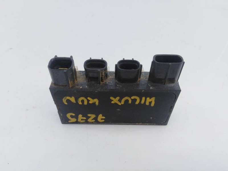 Recambio de caja precalentamiento para toyota hilux (kun) referencia OEM IAM 285510E010 TG1327000040 E3-B2-19-3