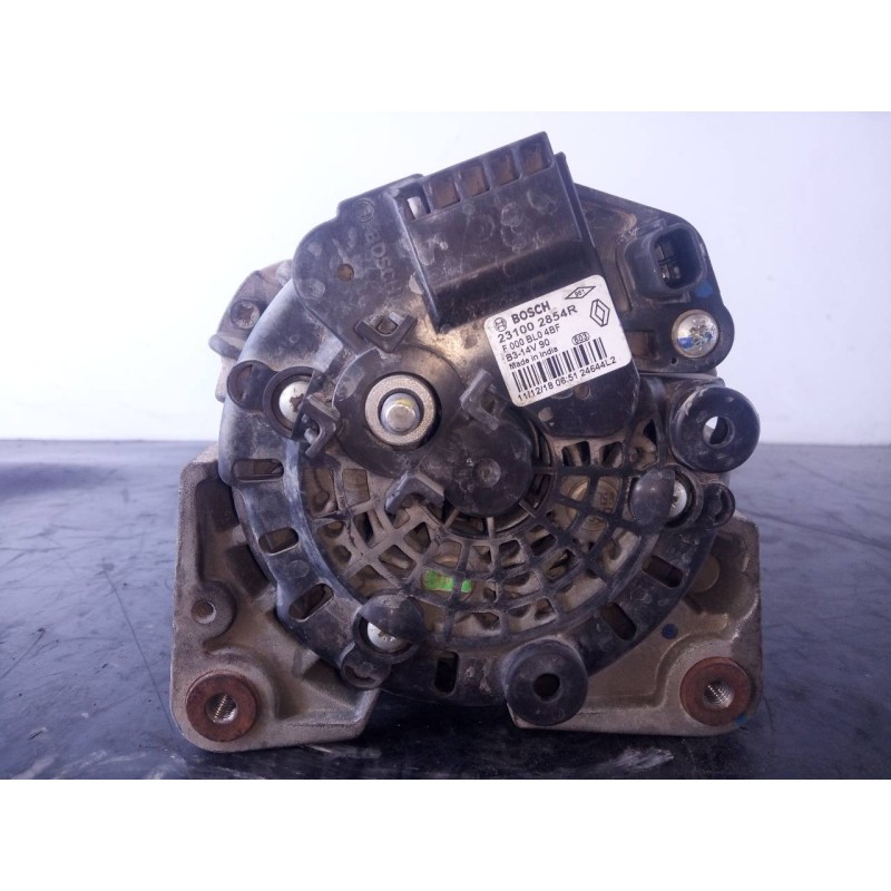 Recambio de alternador para dacia sandero stepway ambiance referencia OEM IAM 231002854R  P3-B5-27-2