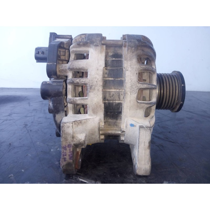 Recambio de alternador para dacia sandero stepway ambiance referencia OEM IAM 231002854R  P3-B5-27-2