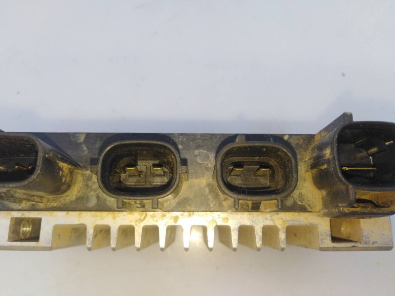 Recambio de caja precalentamiento para toyota hilux (kun) referencia OEM IAM 285510E010 TG1327000040 E3-B2-19-3