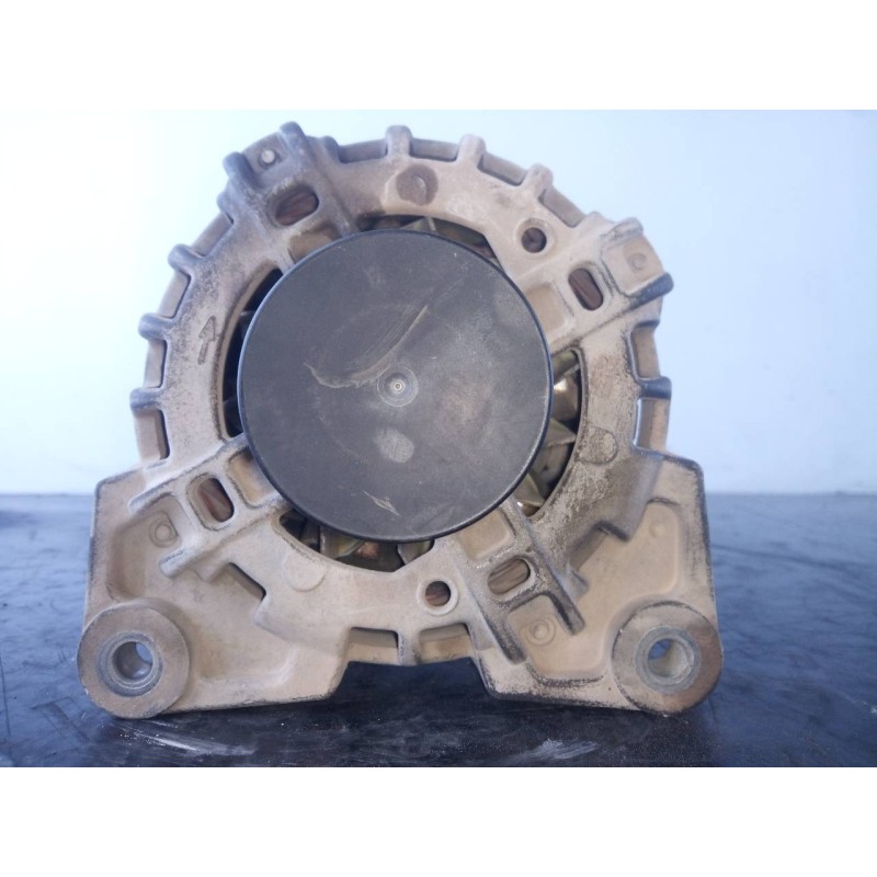 Recambio de alternador para dacia sandero stepway ambiance referencia OEM IAM 231002854R  P3-B5-27-2