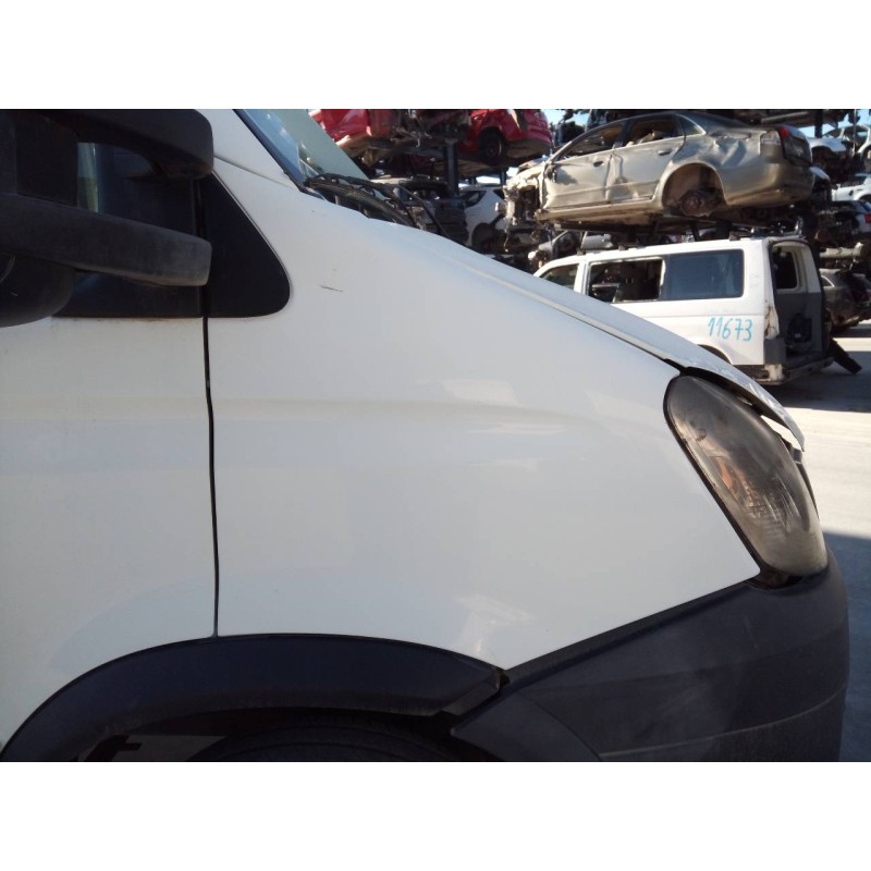 Recambio de aleta delantera derecha para iveco daily caja cerrada (2006 =>) caja cerrada 35c... batalla 3000 referencia OEM IAM 