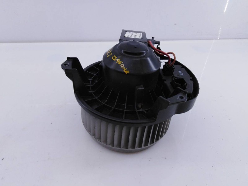 Recambio de ventilador calefaccion para jaguar xe pure referencia OEM IAM GX7319E624AA MF1163602671 E2-B3-4-2