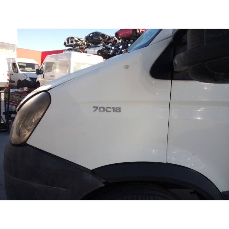 Recambio de aleta delantera izquierda para iveco daily caja cerrada (2006 =>) caja cerrada 35c... batalla 3000 referencia OEM IA