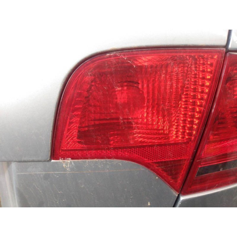 Recambio de piloto trasero derecho porton para audi a4 berlina (8e) 3.0 tdi quattro (150kw) referencia OEM IAM   