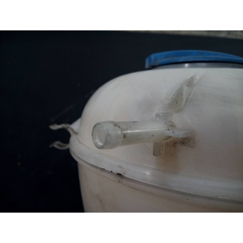 Recambio de deposito expansion para volkswagen crafter kasten (sy) furgón 35 bl ta fwd referencia OEM IAM 7E0121407B  P2-A3-3