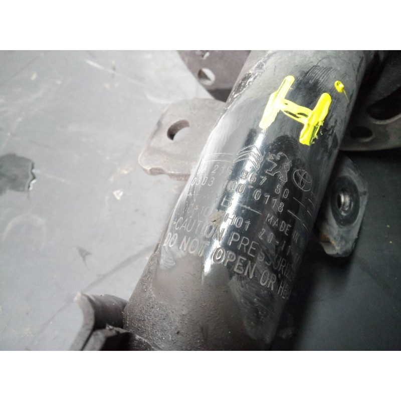 Recambio de amortiguador delantero izquierdo para opel vivaro furgón l innovation referencia OEM IAM 9821596780 03031000118 P1-B