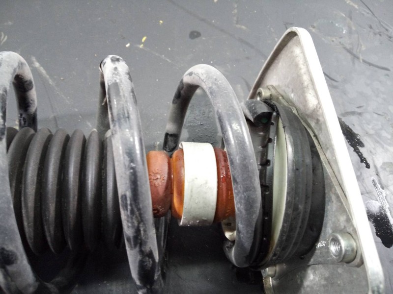 Recambio de amortiguador delantero izquierdo para opel vivaro furgón l innovation referencia OEM IAM 9821596780 03031000118 P1-B