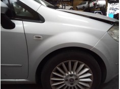 ALETA DELANTERA DERECHA 