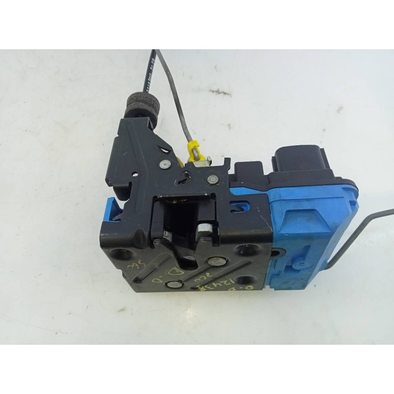 Recambio de cerradura puerta delantera derecha para volvo s60 berlina d5 momentum (136kw) (2004) referencia OEM IAM 30699748  E1