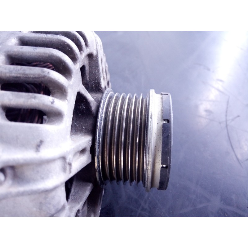 Recambio de alternador para fiat linea (110) emotion referencia OEM IAM 46823547 90A2542670F P3-A4-25-4
