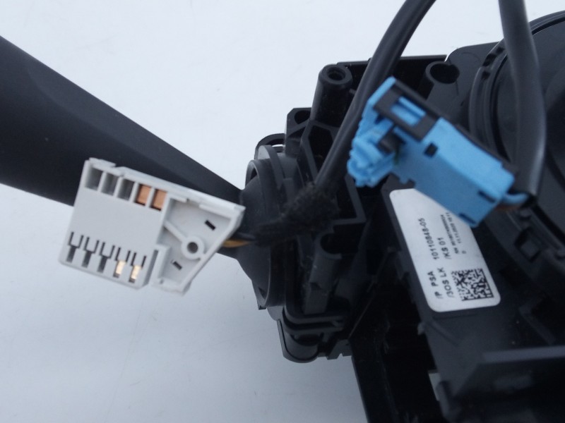 Recambio de anillo airbag para opel vivaro furgón l innovation referencia OEM IAM 98312384ZD  E2-B6-68-1