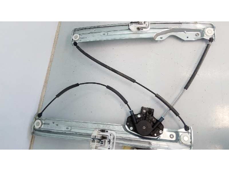 Recambio de elevalunas delantero derecho para ford kuga (cbs) titanium referencia OEM IAM 130822733  E2-B3-23-2