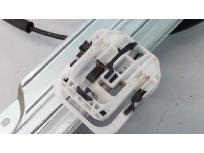 Recambio de elevalunas delantero derecho para ford kuga (cbs) titanium referencia OEM IAM 130822733  E2-B3-23-2