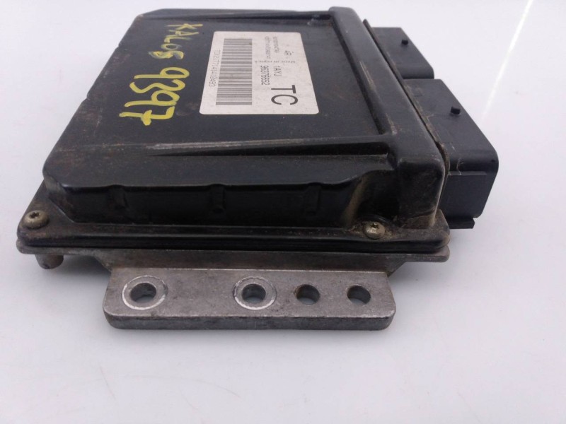 Recambio de centralita motor uce para daewoo kalos 1.2 se referencia OEM IAM 96376652 1AYJ E3-B6-14-5