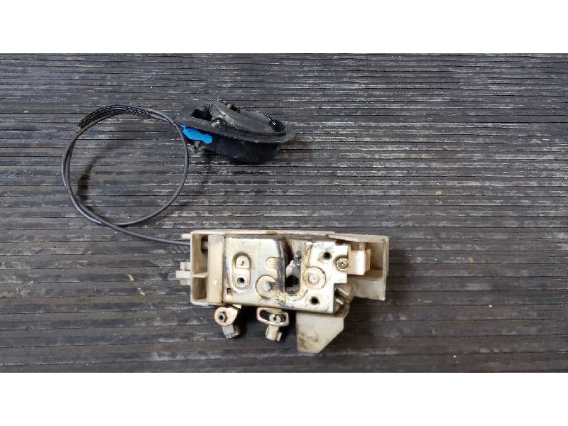 Recambio de cerradura puerta trasera derecha para ford fiesta berlina referencia OEM IAM D25WA  E2-B3-50-2