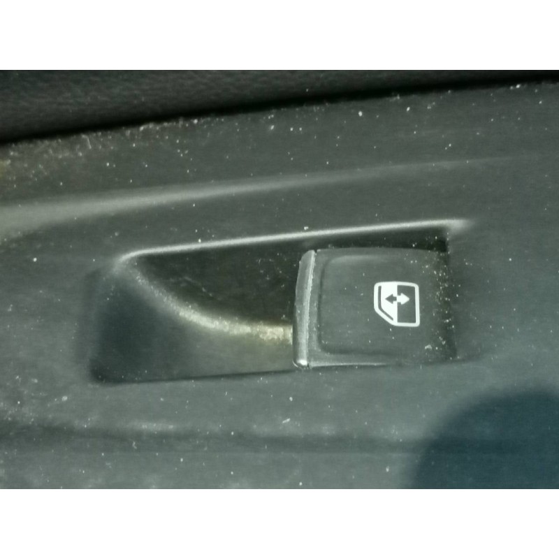 Recambio de mando elevalunas delantero derecho para volkswagen touareg r-line 4 motion referencia OEM IAM   