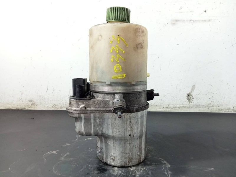 Recambio de bomba direccion para audi a1 (8x) ambition referencia OEM IAM   P3-B4-21-2