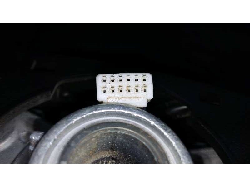 Recambio de volante para kia rio referencia OEM IAM 1205290087  E2-B5-24-2