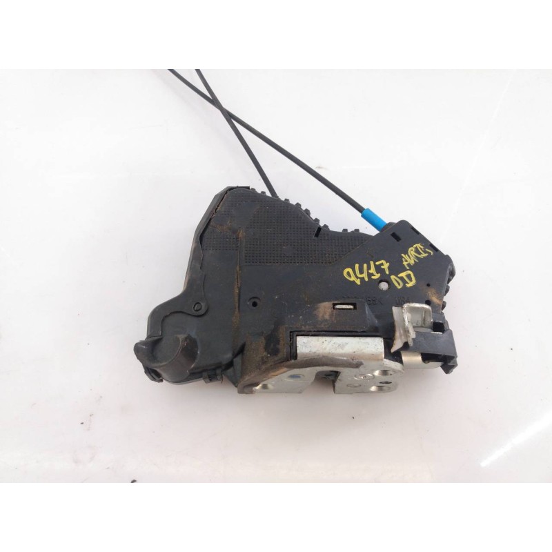 Recambio de cerradura puerta delantera derecha para toyota auris active referencia OEM IAM   E2-B4-40-2
