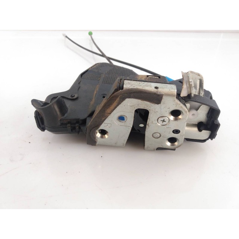 Recambio de cerradura puerta delantera derecha para toyota auris active referencia OEM IAM   E2-B4-40-2