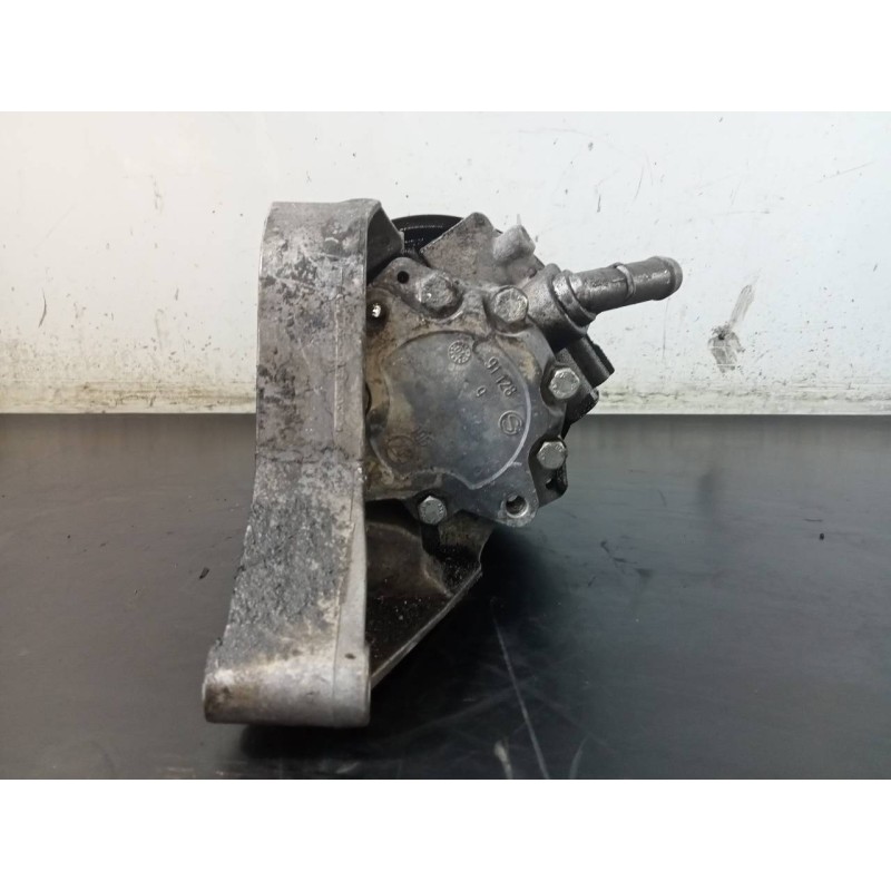 Recambio de bomba direccion para bmw serie 1 berlina (e81/e87) 120d referencia OEM IAM 7692974646  P3-B4-21-3