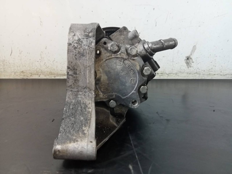 Recambio de bomba direccion para bmw serie 1 berlina (e81/e87) 120d referencia OEM IAM 7692974646  P3-B4-21-3