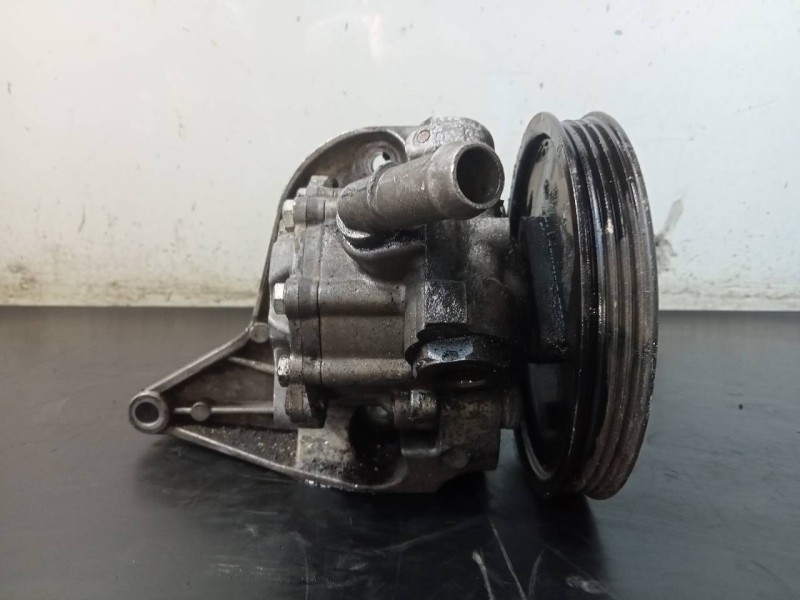 Recambio de bomba direccion para bmw serie 1 berlina (e81/e87) 120d referencia OEM IAM 7692974646  P3-B4-21-3
