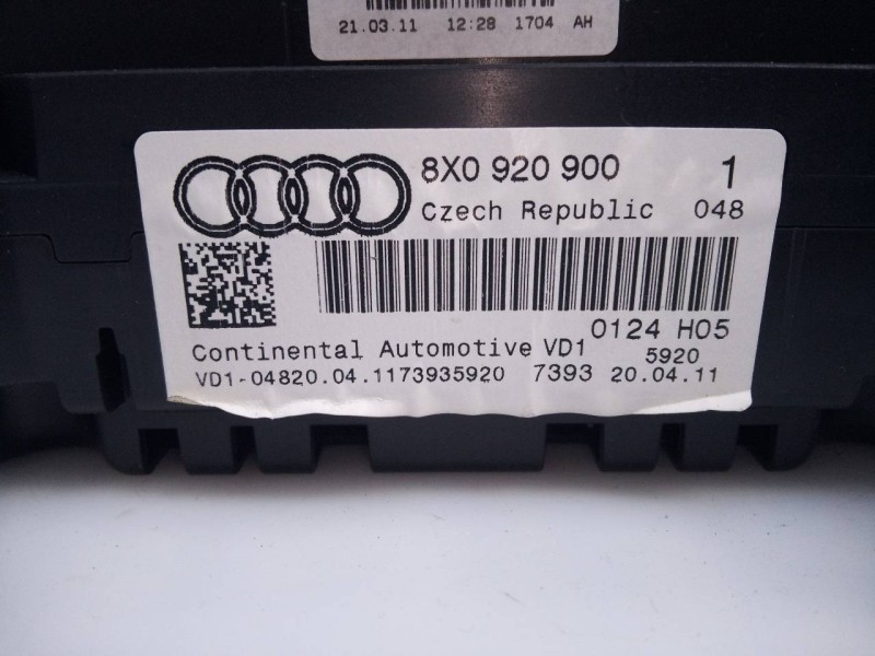 Recambio de cuadro instrumentos para audi a1 (8x) ambition referencia OEM IAM 8X0920900  E2-A1-31-2