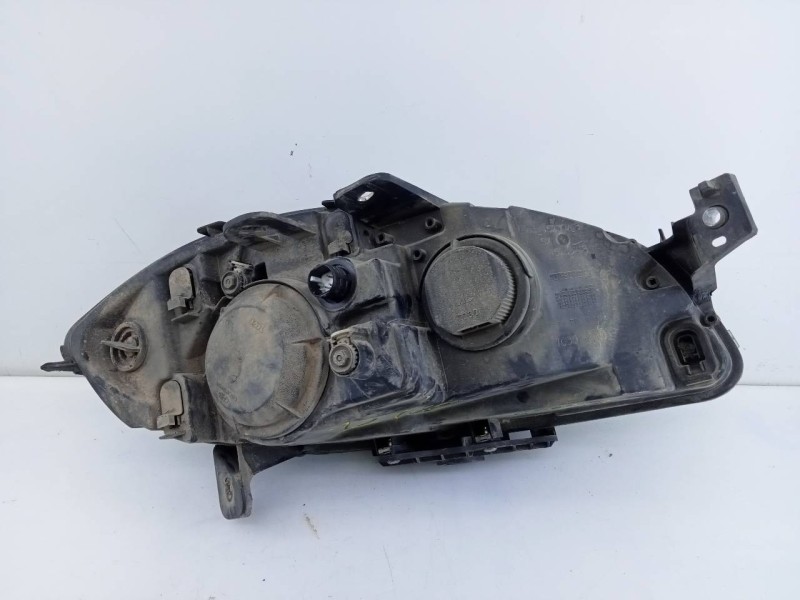 Recambio de faro izquierdo para fiat linea (110) emotion referencia OEM IAM 51776318  E2-B2-60-1