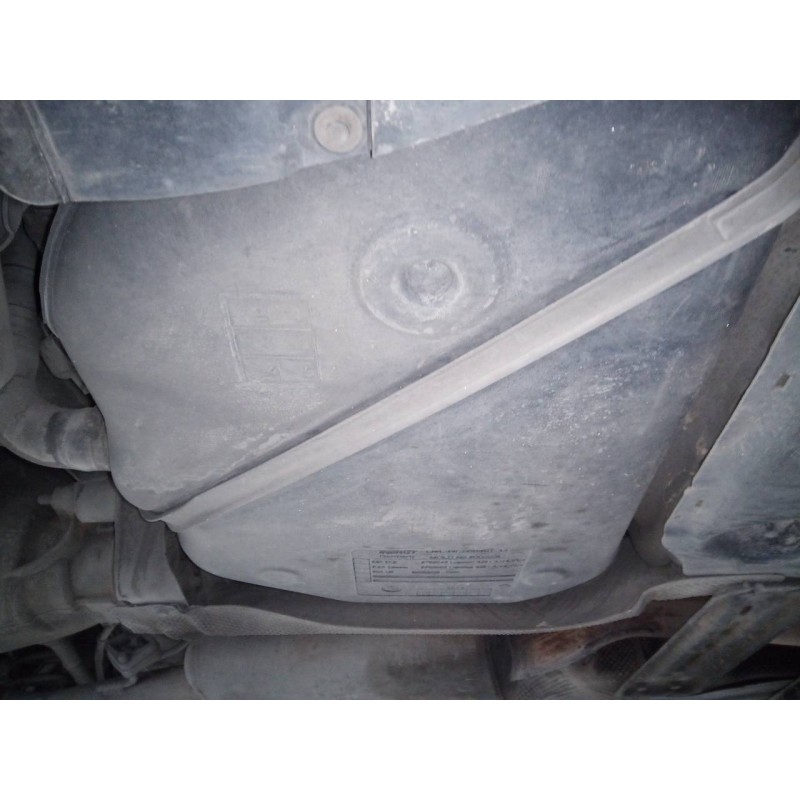 Recambio de deposito combustible para bmw serie 1 berlina (e81/e87) 120d referencia OEM IAM   