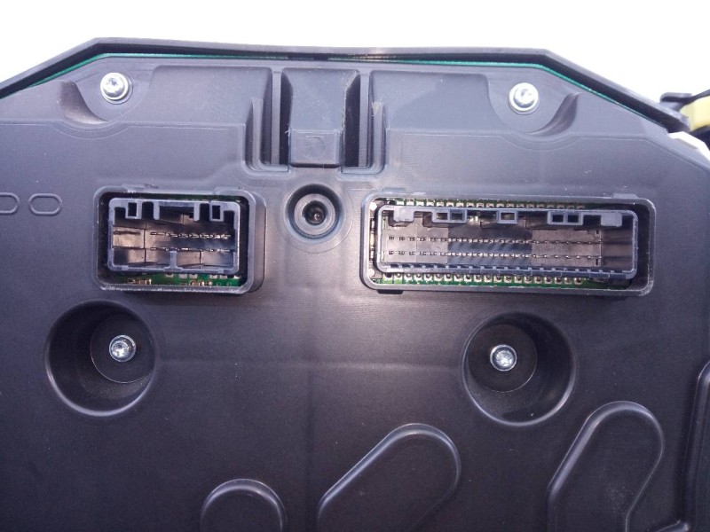 Recambio de cuadro instrumentos para toyota auris active referencia OEM IAM 838000ZV80  E3-A2-18-3