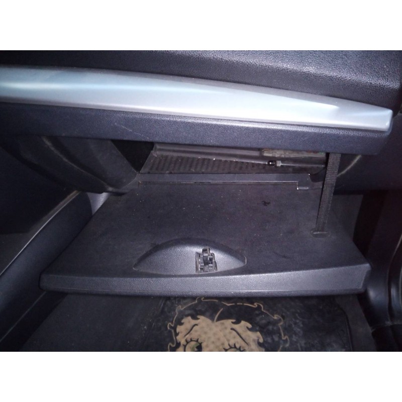 Recambio de guantera para bmw serie 1 berlina (e81/e87) 120d referencia OEM IAM   