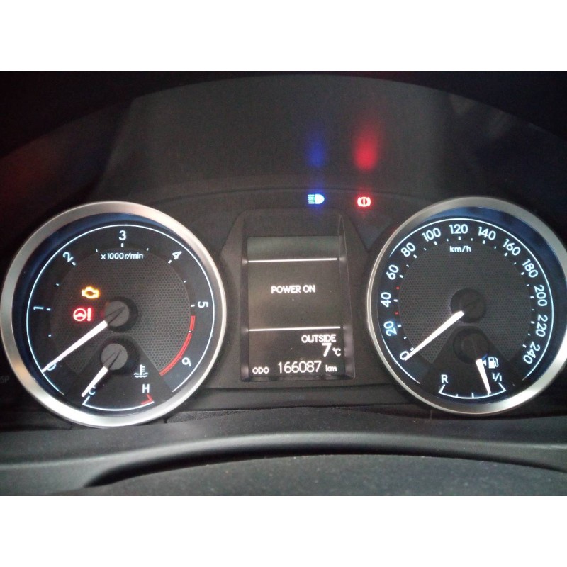 Recambio de cuadro instrumentos para toyota auris active referencia OEM IAM 838000ZV80  E3-A2-18-3
