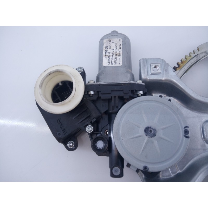 Recambio de elevalunas delantero derecho para toyota auris active referencia OEM IAM 8570102010  E2-B4-15-1
