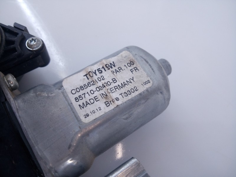 Recambio de elevalunas delantero derecho para toyota auris active referencia OEM IAM 8570102010  E2-B4-15-1