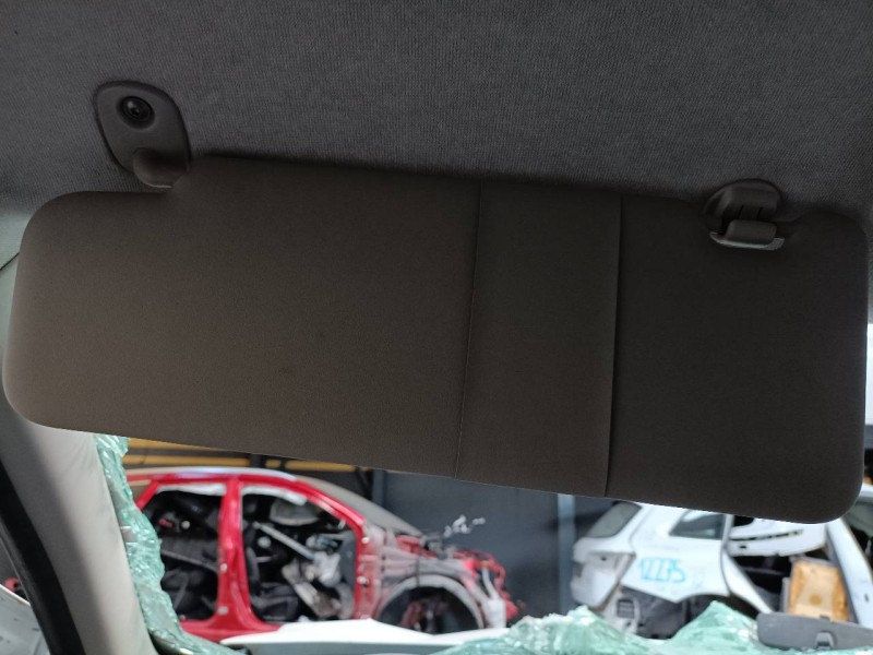 Recambio de parasol izquierdo para dacia sandero stepway ambiance referencia OEM IAM   